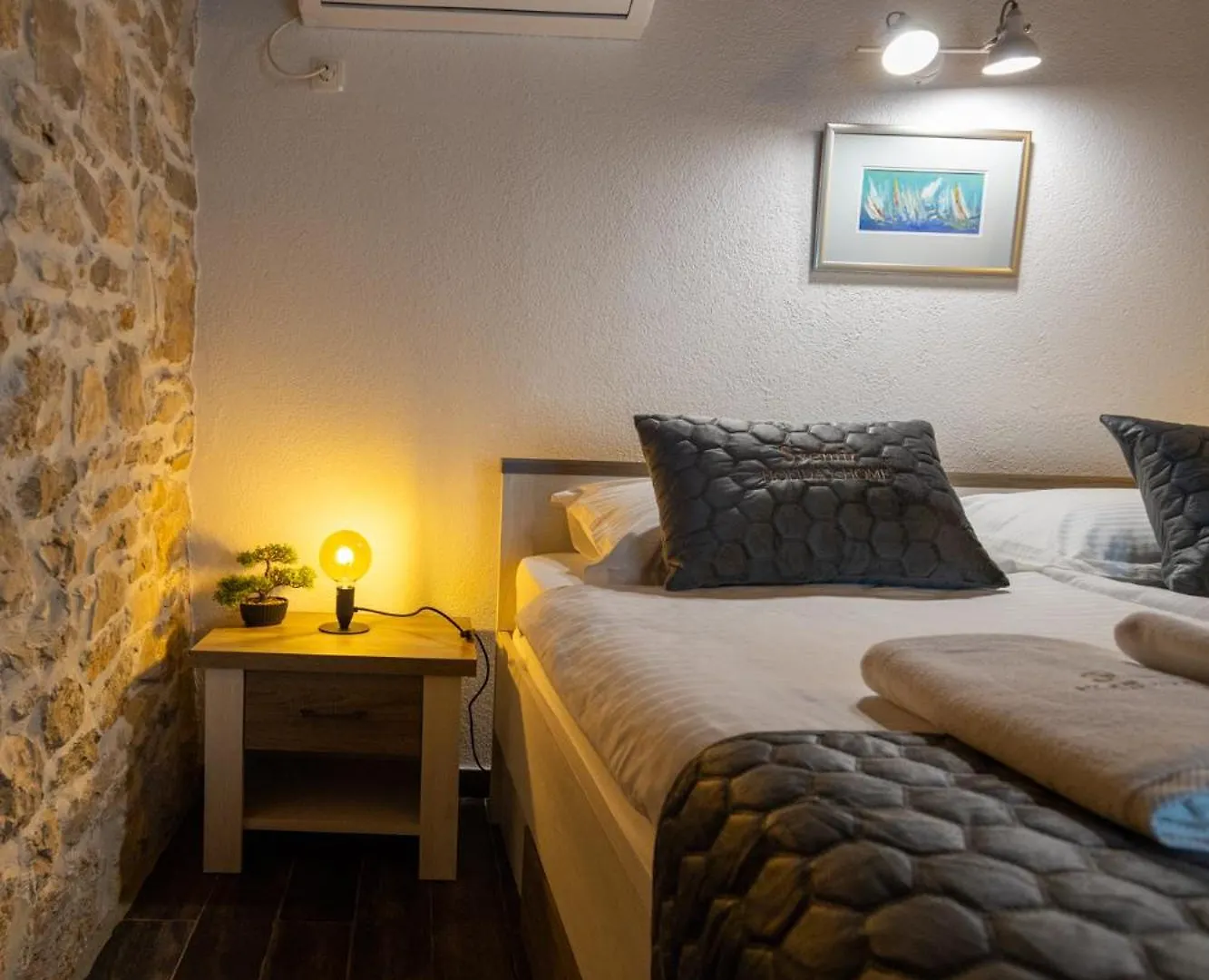 Holiday Home Svemir Drage Croatia