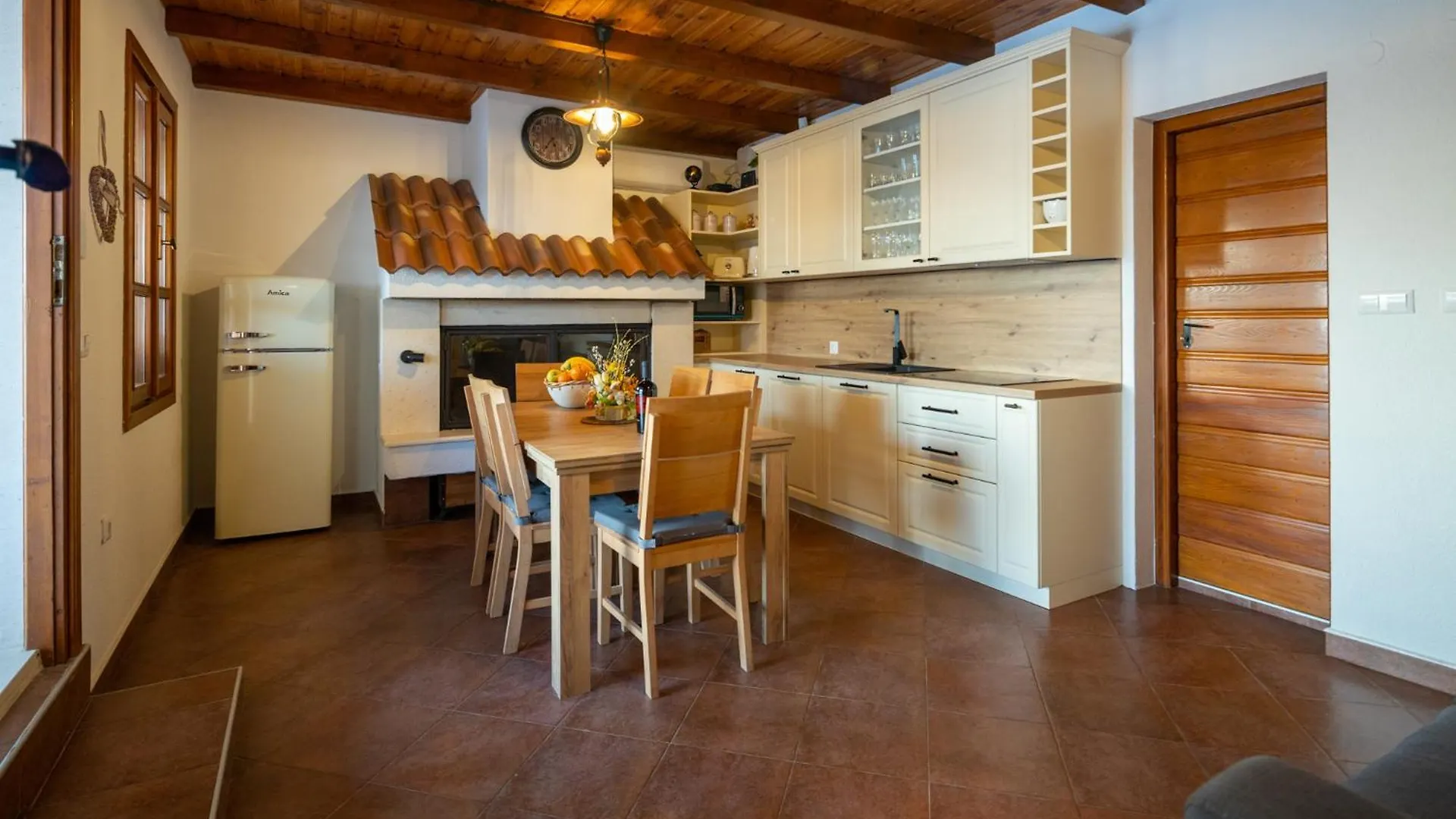 Holiday Home Svemir Drage