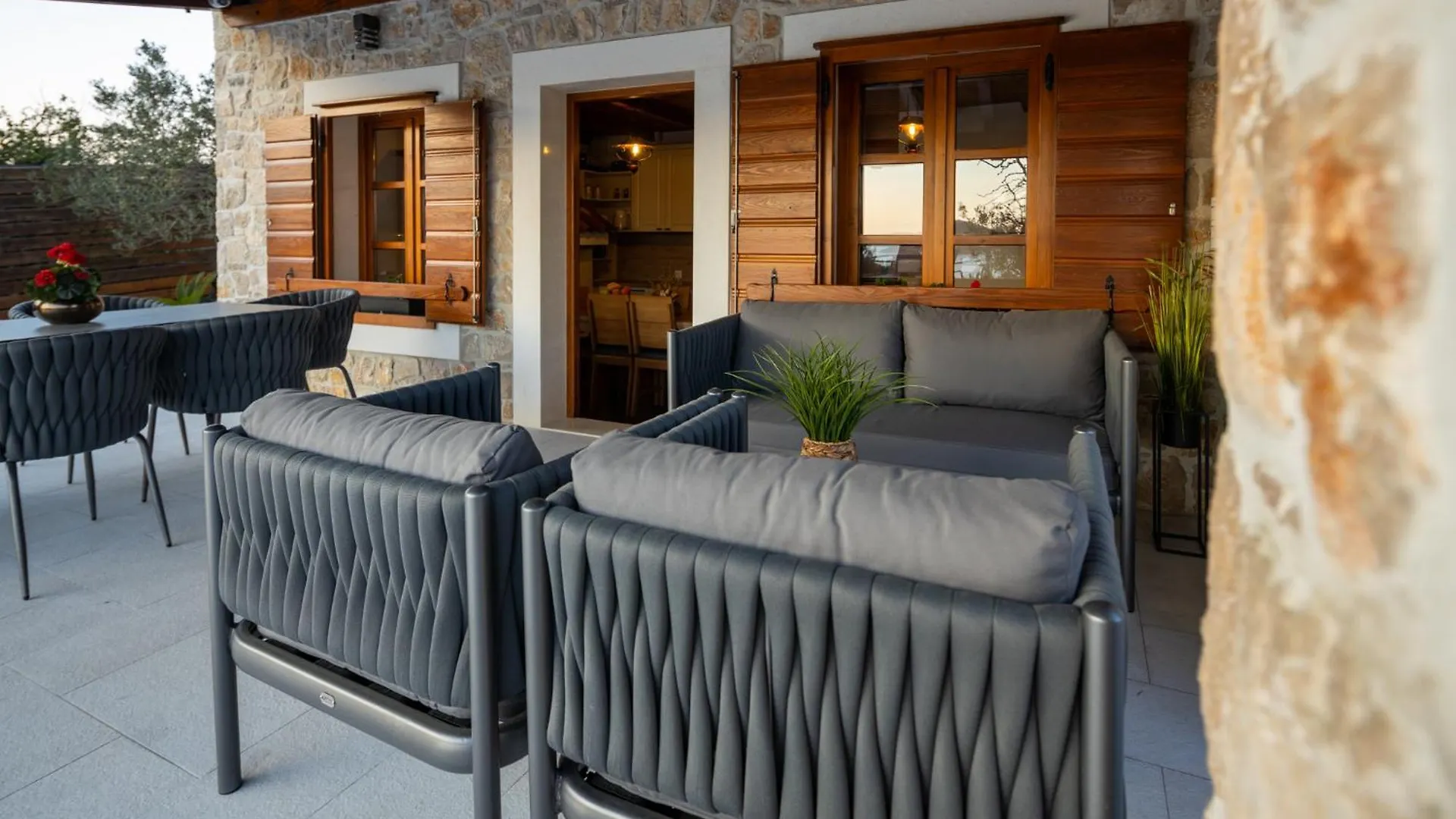 Holiday Home Svemir Drage Croatia