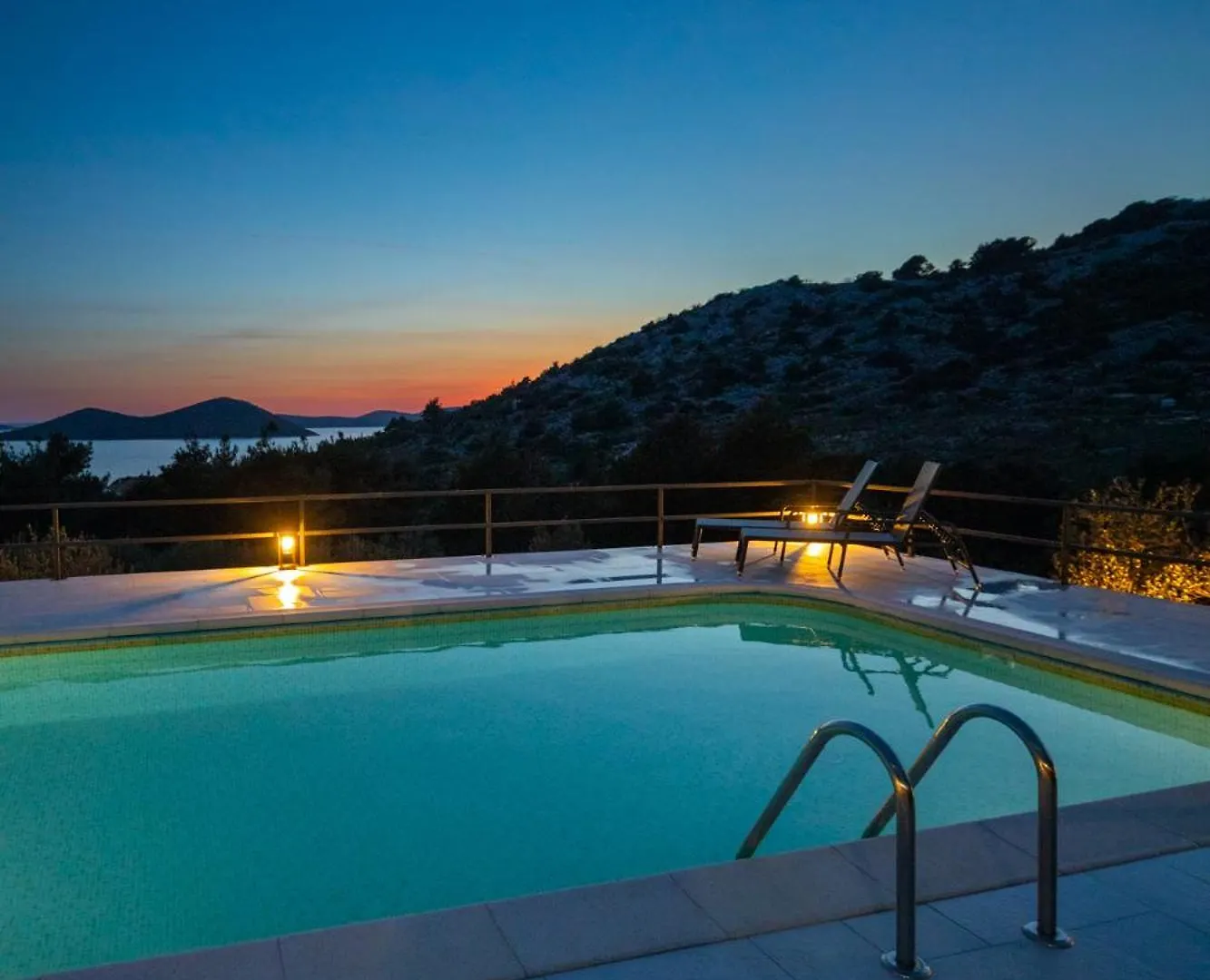 Holiday Home Svemir Drage