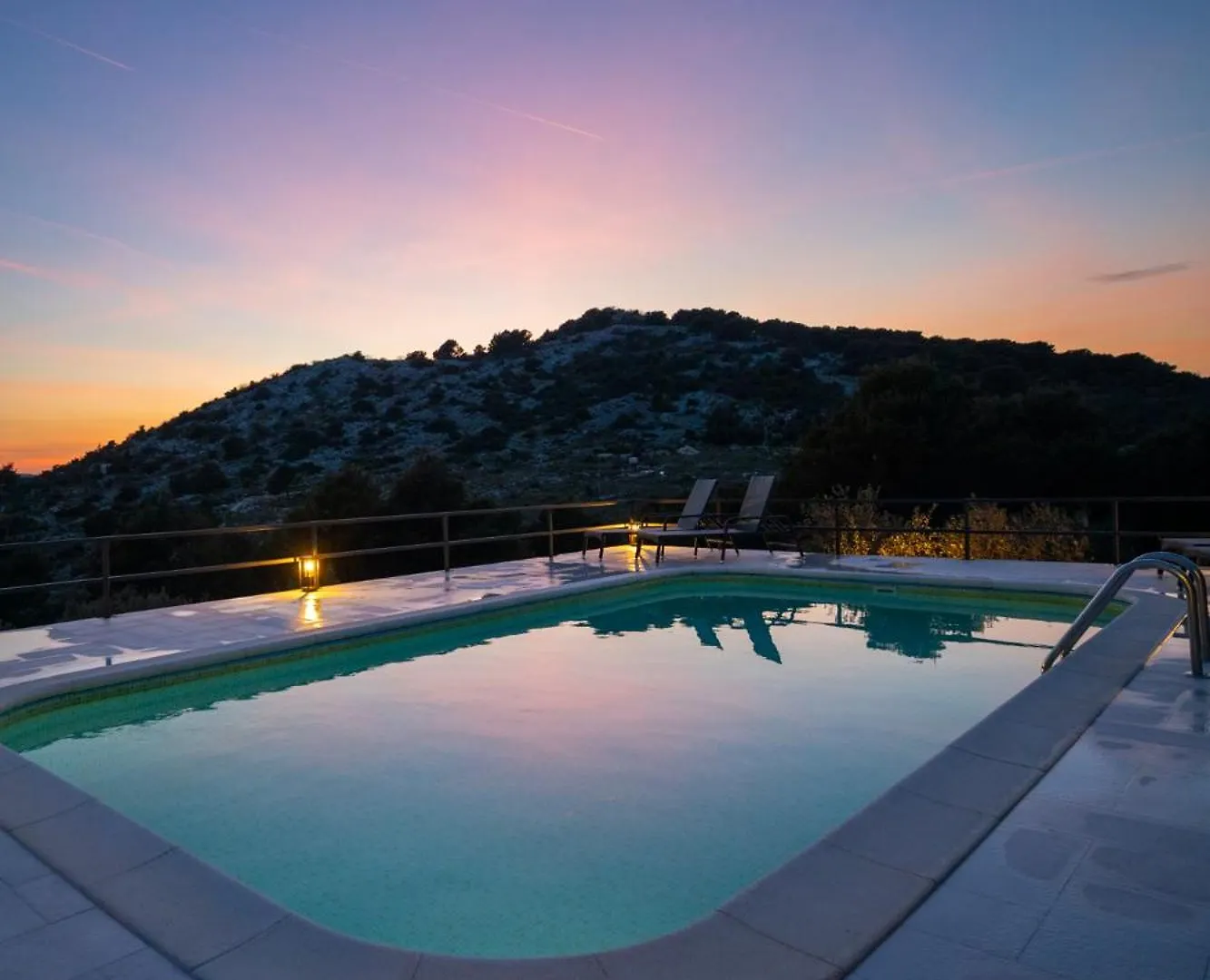 Holiday Home Svemir Drage
